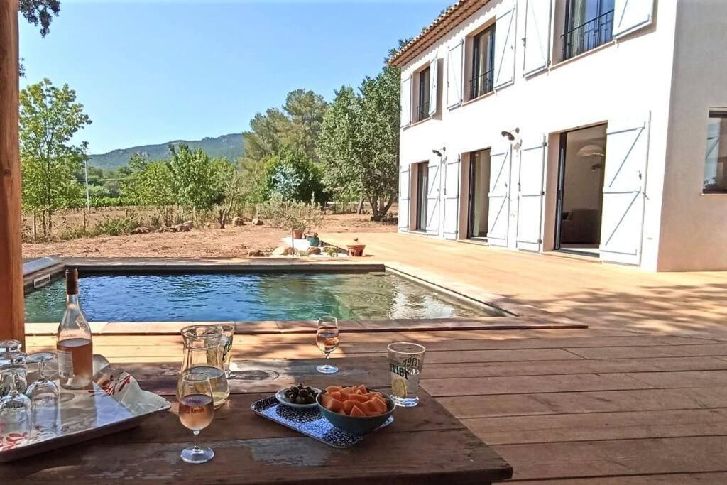 Superbe Villa Cadre Campagne Roquebrune-sur-Argens Exterior photo